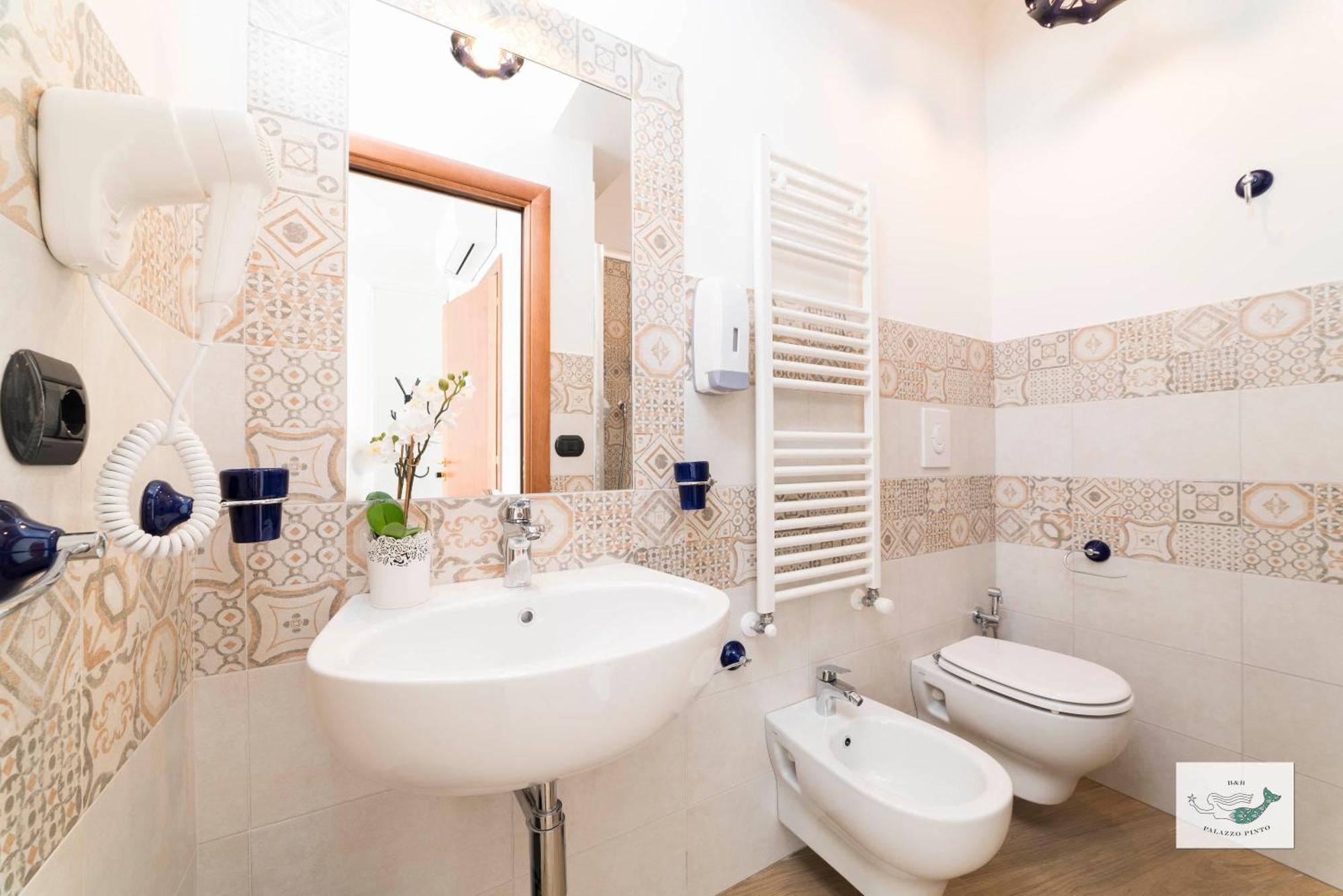 B&B Palazzo Pinto 2 Vietri 외부 사진