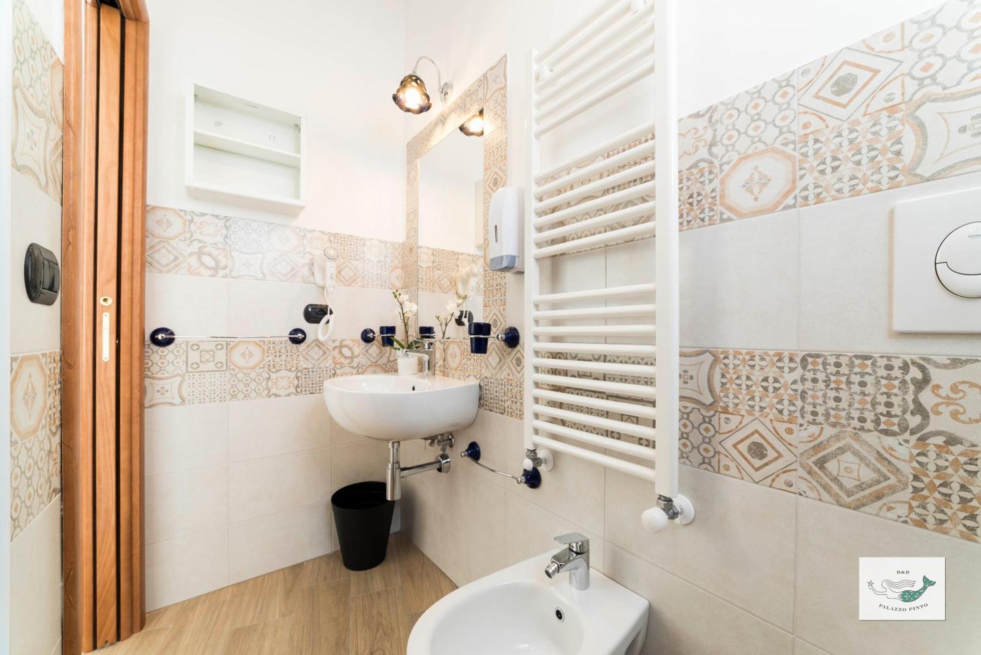 B&B Palazzo Pinto 2 Vietri 외부 사진