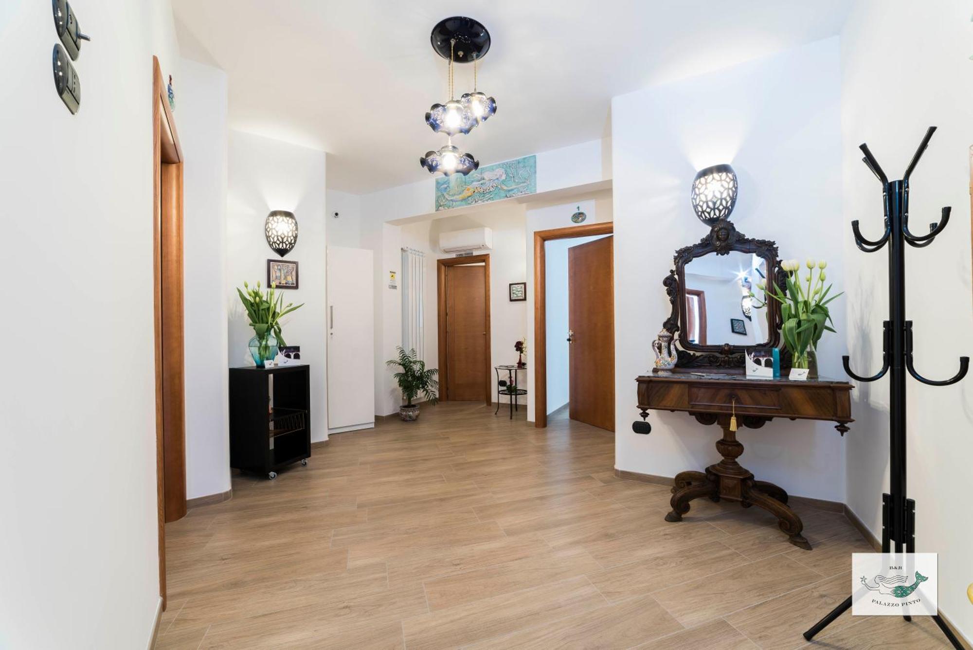B&B Palazzo Pinto 2 Vietri 외부 사진