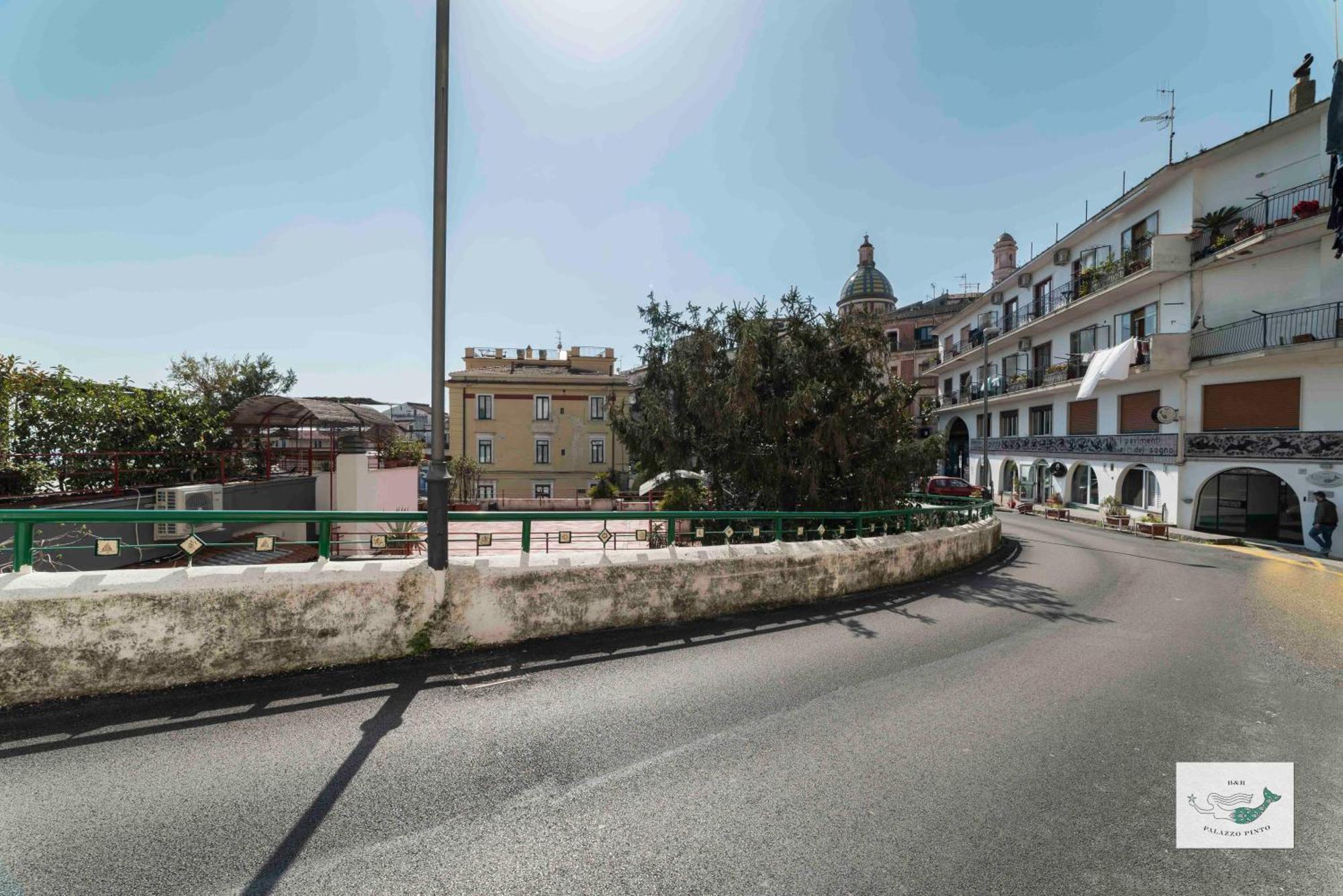 B&B Palazzo Pinto 2 Vietri 외부 사진