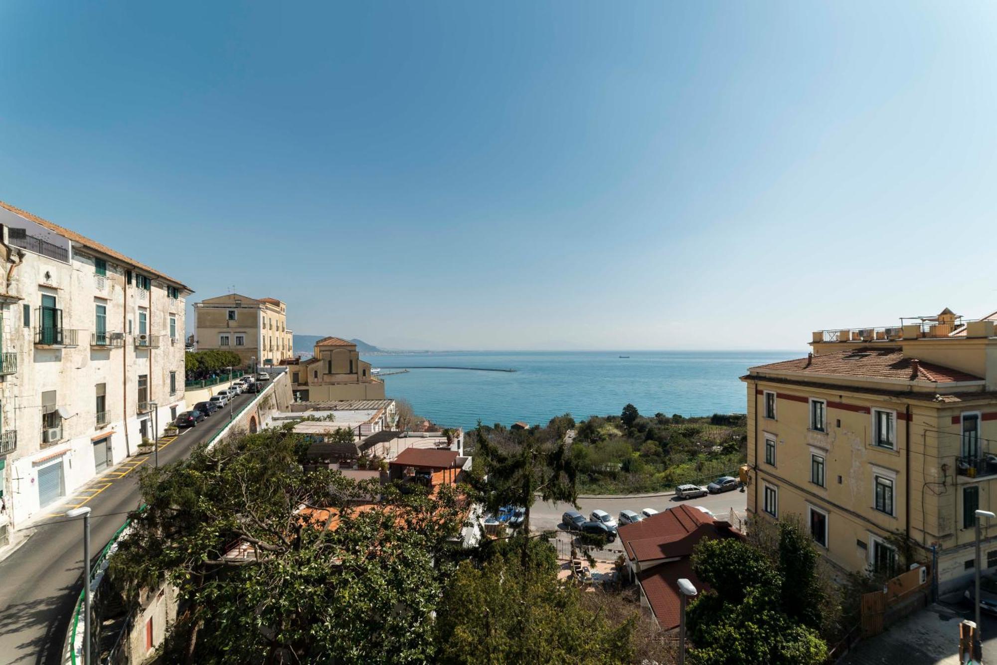 B&B Palazzo Pinto 2 Vietri 외부 사진
