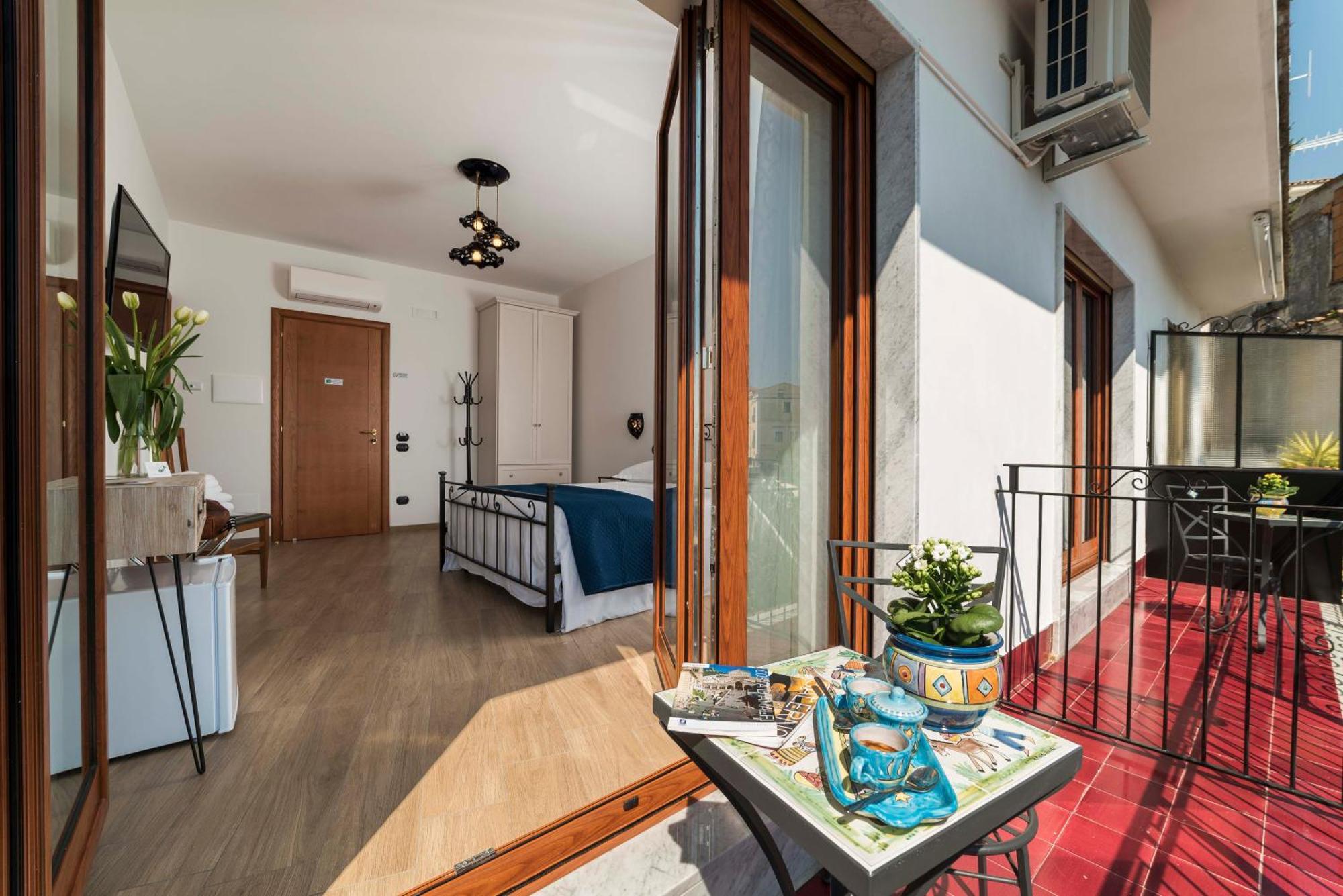 B&B Palazzo Pinto 2 Vietri 외부 사진
