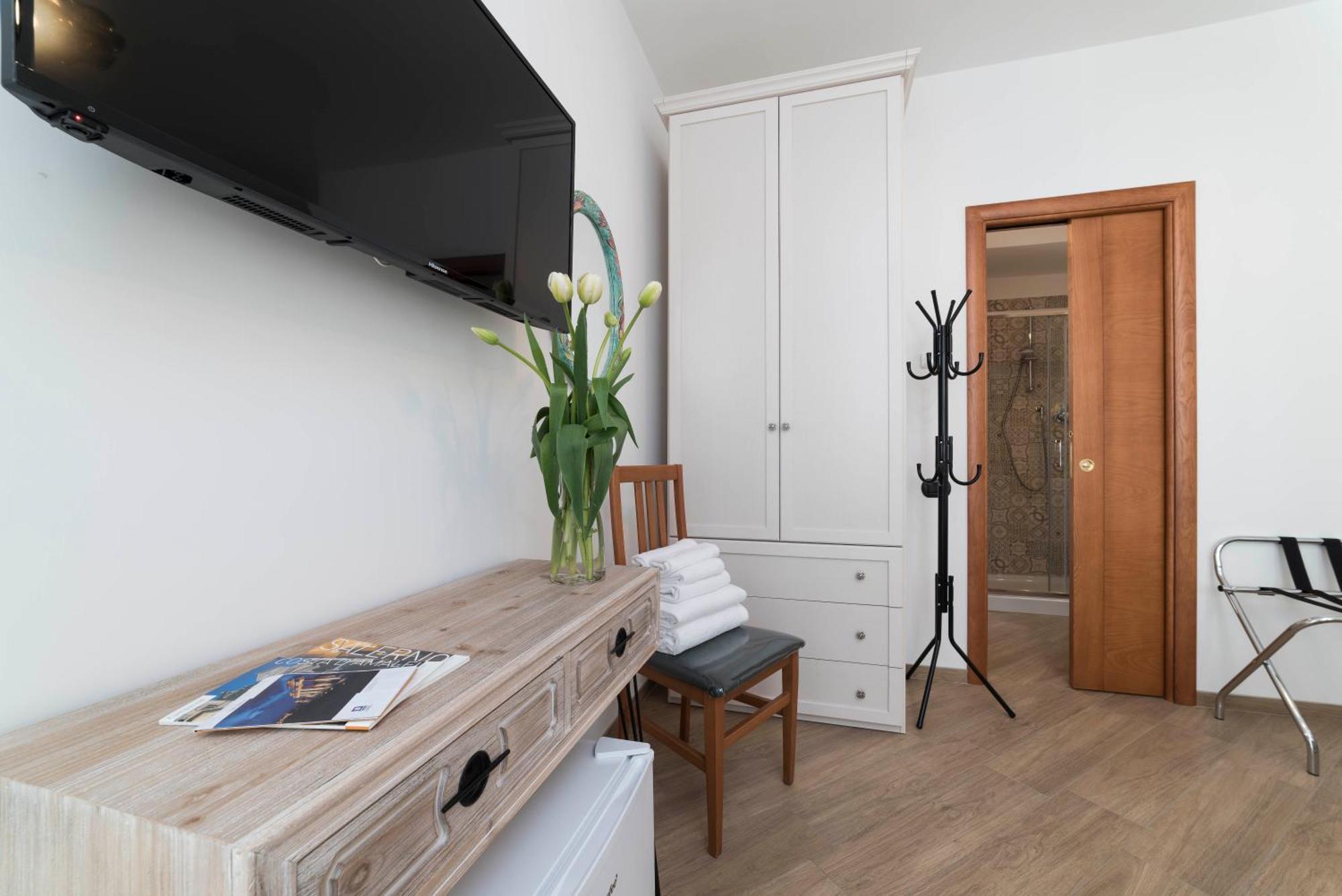 B&B Palazzo Pinto 2 Vietri 외부 사진